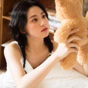 换装大联萌变态公益服下载